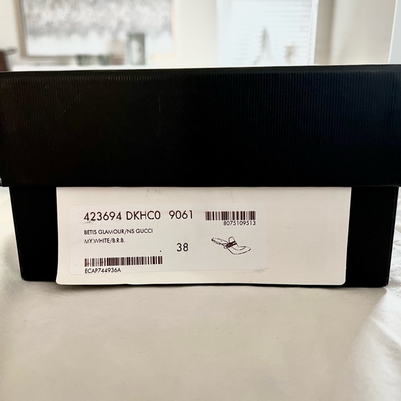 Gucci Slip Ons | White with blue and red | Size 38 - Picture 3 of 3